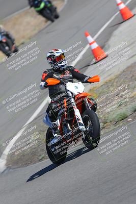 media/Nov-12-2023-Classic Track Days (Sun) [[11f17acb81]]/Group 3/session 2 turn 9/